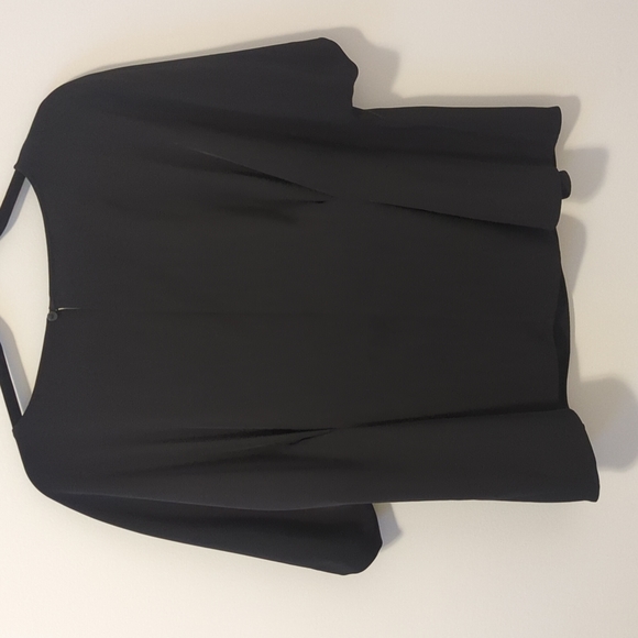 Uniqlo Black Peplum Top - Picture 5 of 6